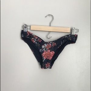Billabong swim bottoms